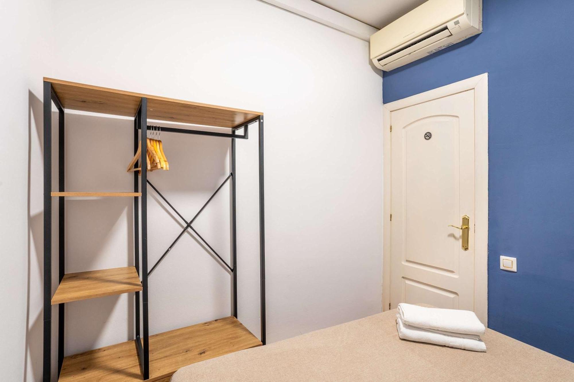 Next To Sagrada Familia 4-Bedroom Apartment Барселона Екстер'єр фото